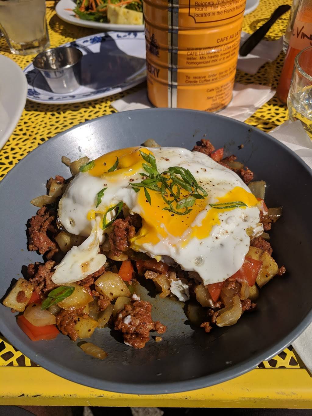 Gashead Tavern | restaurant | 2351 Mission St, San Francisco, CA 94110, USA | 4157570554 OR +1 415-757-0554