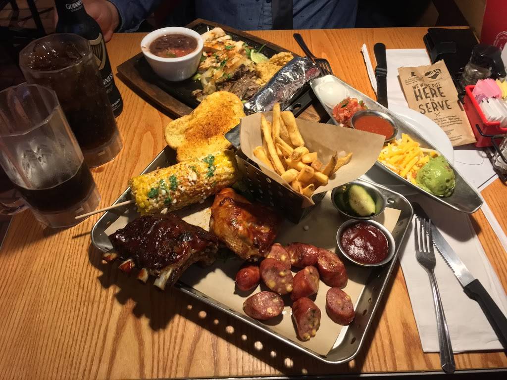 Chilis Grill & Bar | meal takeaway | 1664 Wells Rd, Orange Park, FL 32073, USA | 9042646907 OR +1 904-264-6907