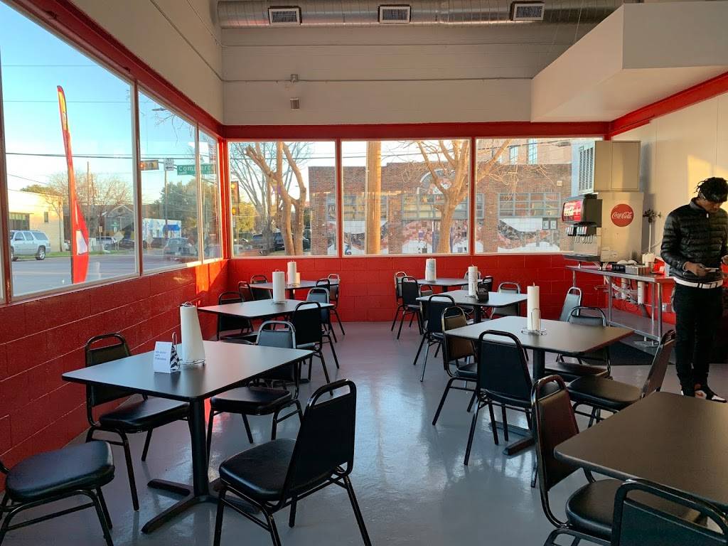 Sky Rocket Burger | restaurant | 111 S Hall St, Dallas, TX 75226, USA | 4693726122 OR +1 469-372-6122