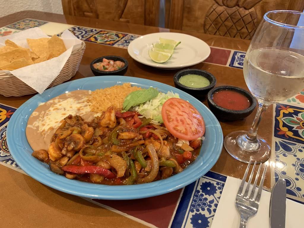 La Hacienda Mexican Grill | restaurant | 561 5th St W, Sonoma, CA 95476, USA | 7079961783 OR +1 707-996-1783