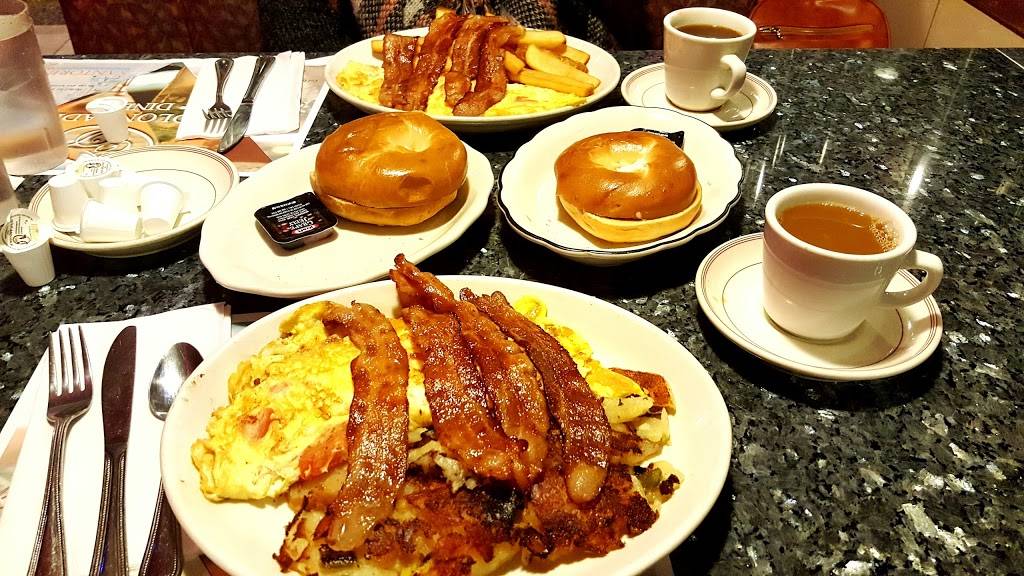 Colonnade Diner | restaurant | 2001 Hylan Blvd, Staten Island, NY 10306, USA | 7183512900 OR +1 718-351-2900