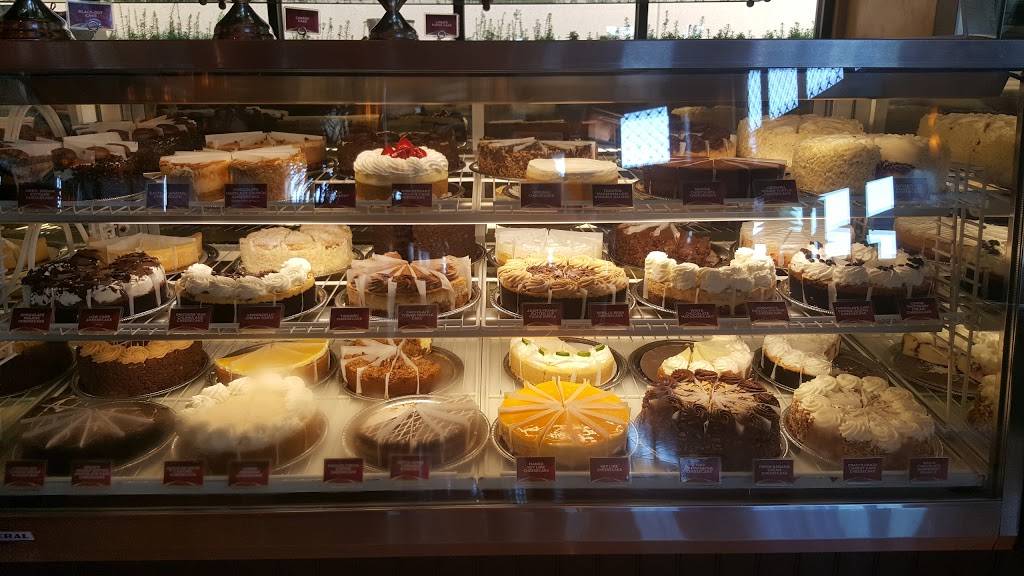 The Cheesecake Factory | restaurant | 201 Morrell Rd, Knoxville, TN 37919, USA | 8656707443 OR +1 865-670-7443