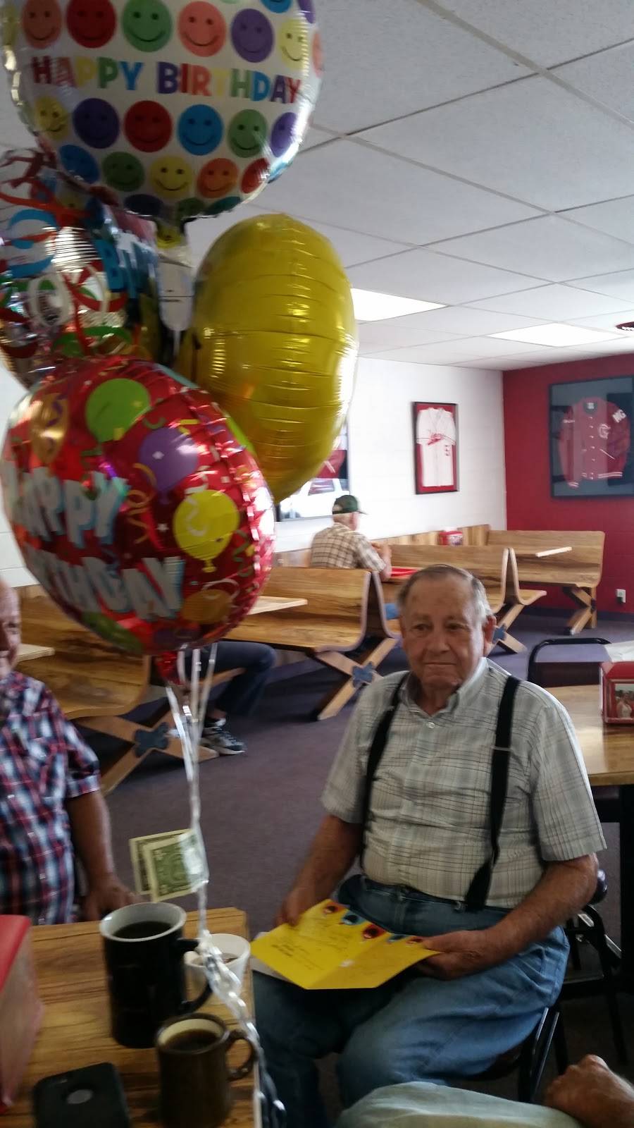 Jims Drive In | restaurant | 806 W Main St, Green Forest, AR 72638, USA | 8704386277 OR +1 870-438-6277