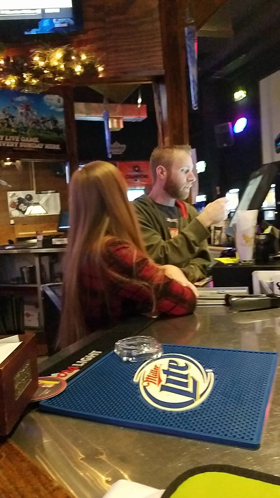 Skoltz Sports Bar And Grill | restaurant | 3111 N Fry Rd #180, Katy, TX 77449, USA | 8323214177 OR +1 832-321-4177