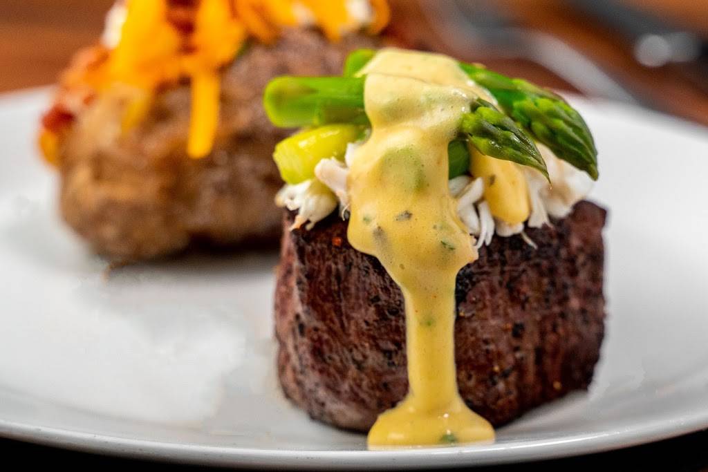 Stoney River Steakhouse and Grill | restaurant | 3015 West End Ave, Nashville, TN 37203, USA | 6153409550 OR +1 615-340-9550