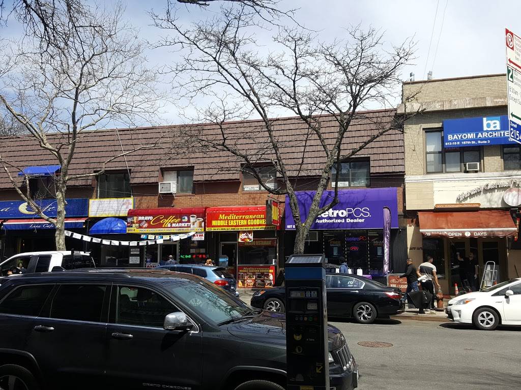 Bronx Little Italy | bakery | 2396 Arthur Ave, The Bronx, NY 10458, USA | 7182948259 OR +1 718-294-8259