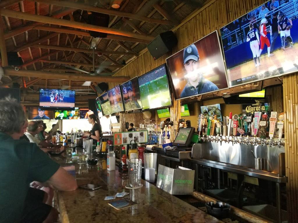 Upper Deck Ale and Sports Grille | restaurant | 906 E Hallandale Beach Blvd, Hallandale Beach, FL 33009, USA | 9544548878 OR +1 954-454-8878
