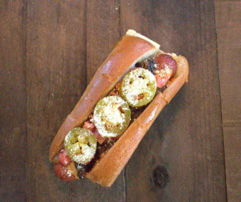 CHARD Brisket Dogs + Burgers | restaurant | 1015 S Rural Rd #106, Tempe, AZ 85281, USA | 4803619960 OR +1 480-361-9960