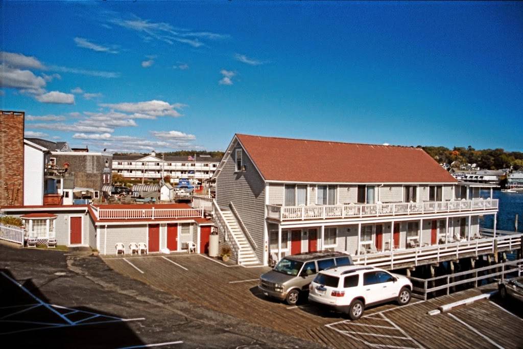 Tugboat Inn | restaurant | 80 Commercial St, Boothbay Harbor, ME 04538, USA | 2076334434 OR +1 207-633-4434