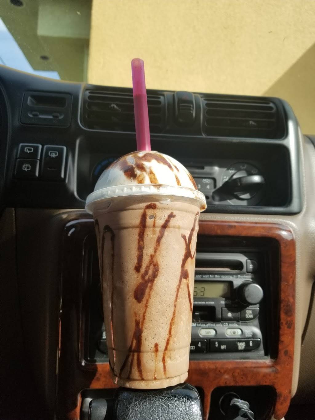 Las Delicias Bakery and Cafe | restaurant | 5101 S Figueroa St, Los Angeles, CA 90037, USA | 3234322016 OR +1 323-432-2016