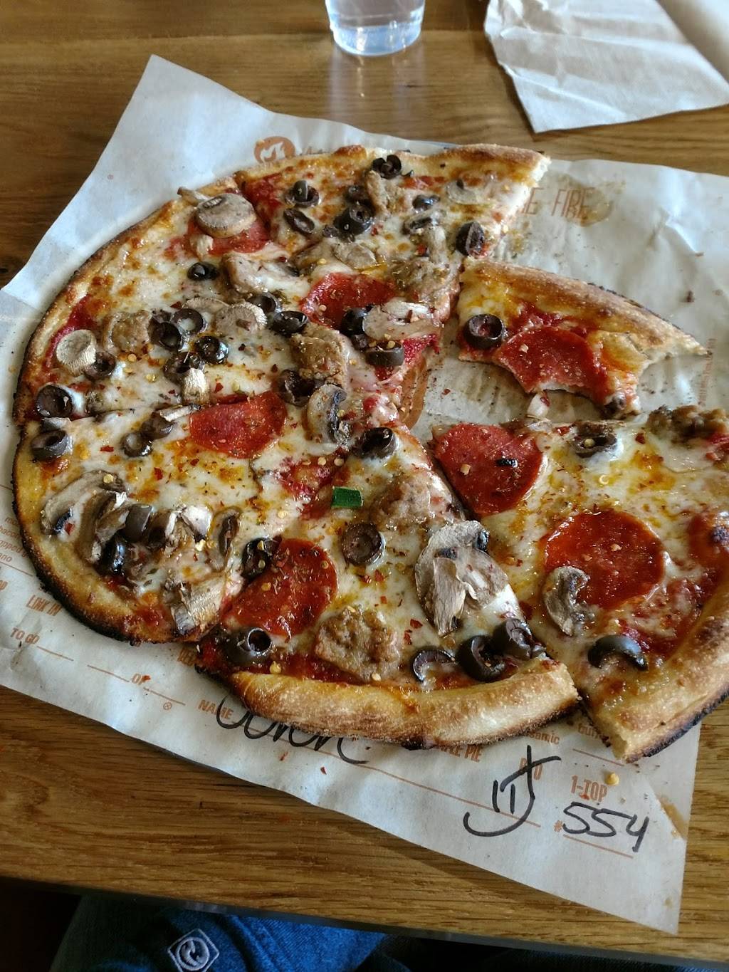 Blaze Pizza | meal takeaway | 2907 N Oakland Ave, Milwaukee, WI 53211, USA | 4145091440 OR +1 414-509-1440