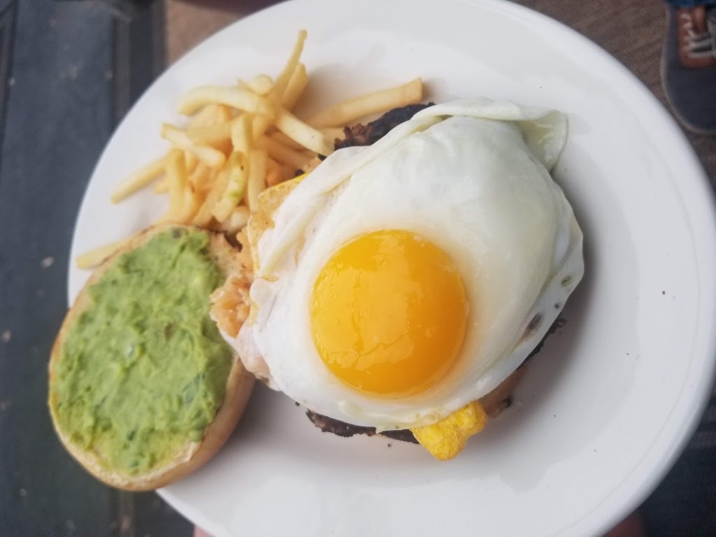 Rosemont Station | restaurant | 222 Rosemont Garden, Lexington, KY 40503, USA | 8593687501 OR +1 859-368-7501