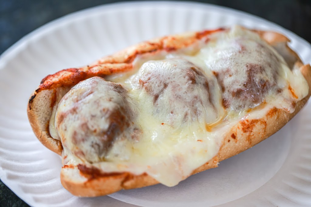 Rais Subs | meal takeaway | 7373 Comfort Inn Dr Unit B, Warrenton, VA 20187, USA | 5403596497 OR +1 540-359-6497