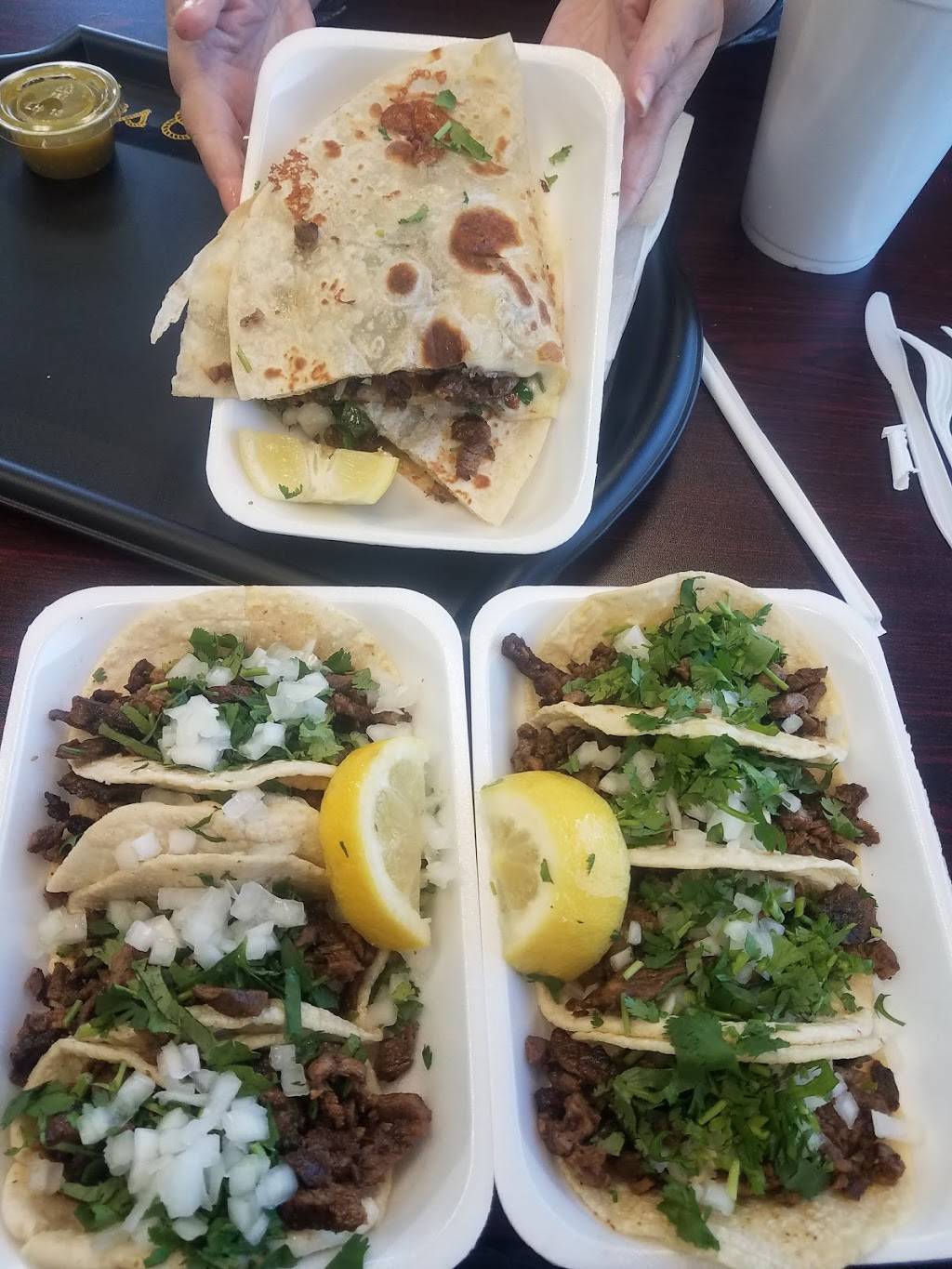 Las Espuelas | restaurant | 1685 E El Monte Way, Dinuba, CA 93618, USA | 5595951939 OR +1 559-595-1939