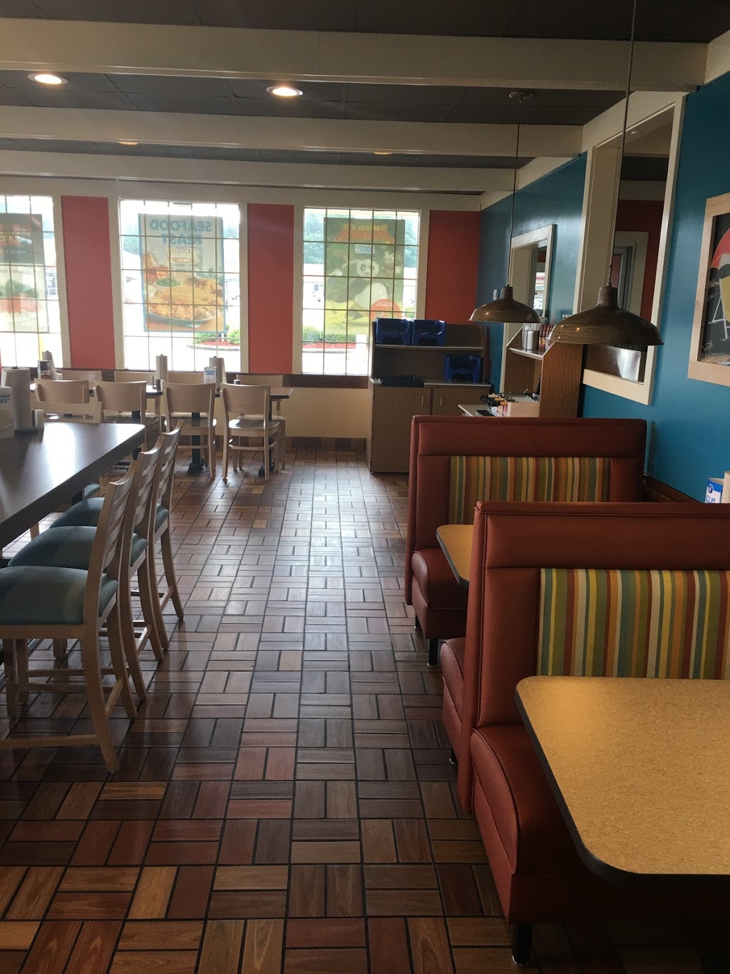 Captain Ds | restaurant | 2134 MS-15 N, Laurel, MS 39440, USA | 6014255014 OR +1 601-425-5014