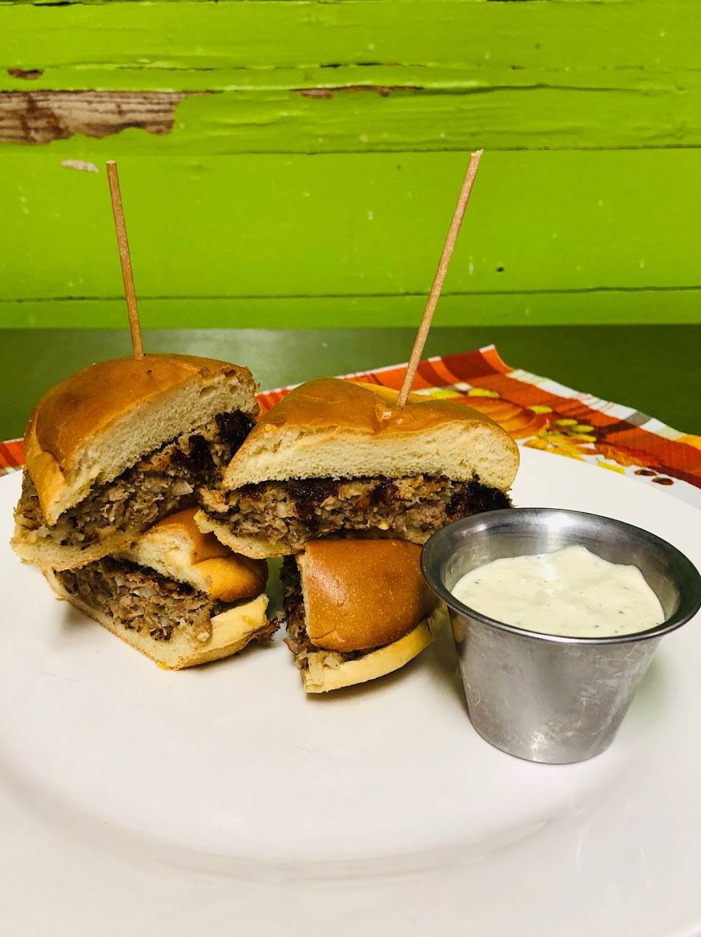 Tante Marie - Restaurant, Bar & Cafe | restaurant | 107 N Main St, Breaux Bridge, LA 70517, USA | 3374426354 OR +1 337-442-6354