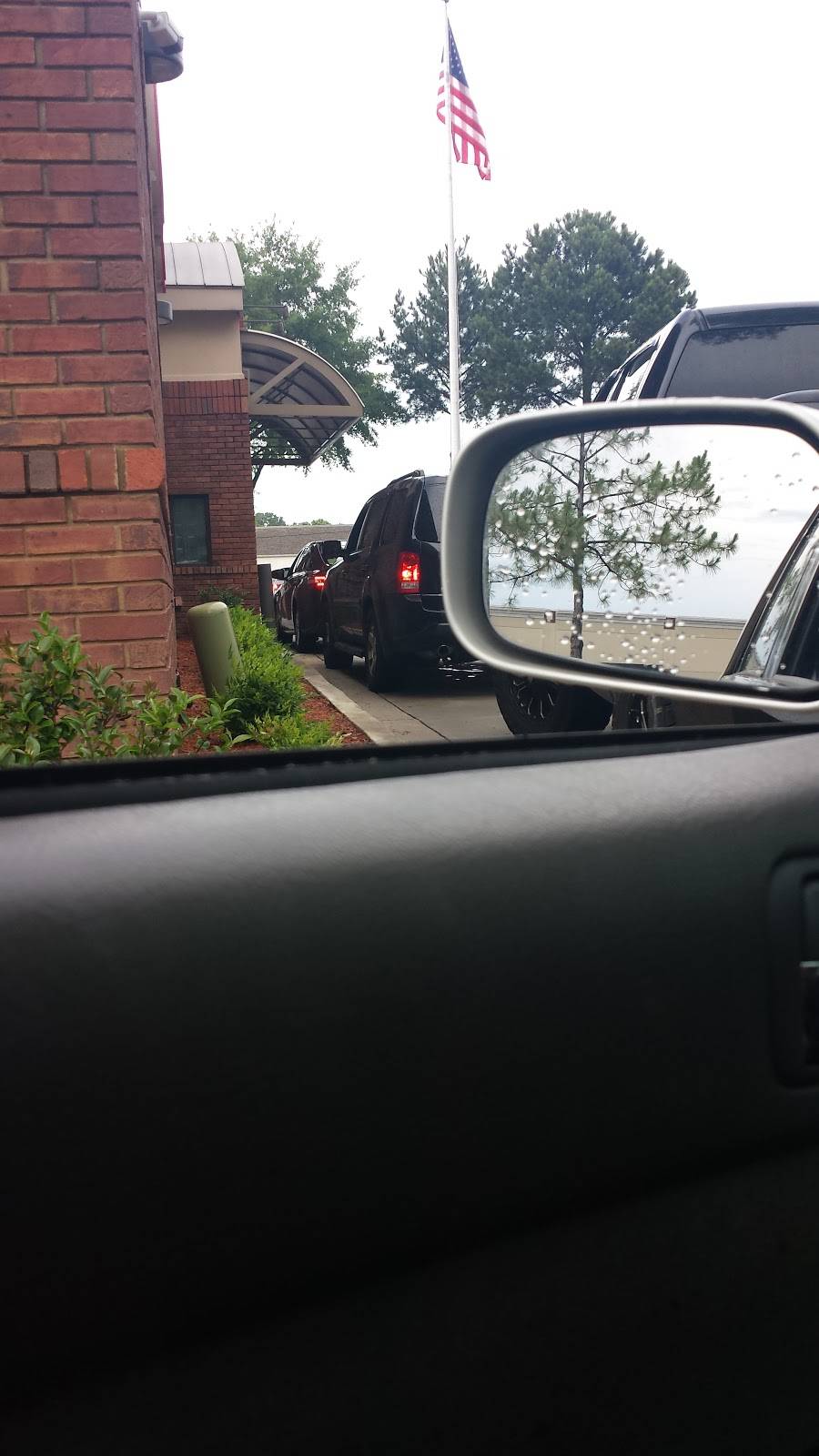 Chick-fil-A | restaurant | 1065 E County Line Rd, Jackson, MS 39211, USA | 6019913265 OR +1 601-991-3265