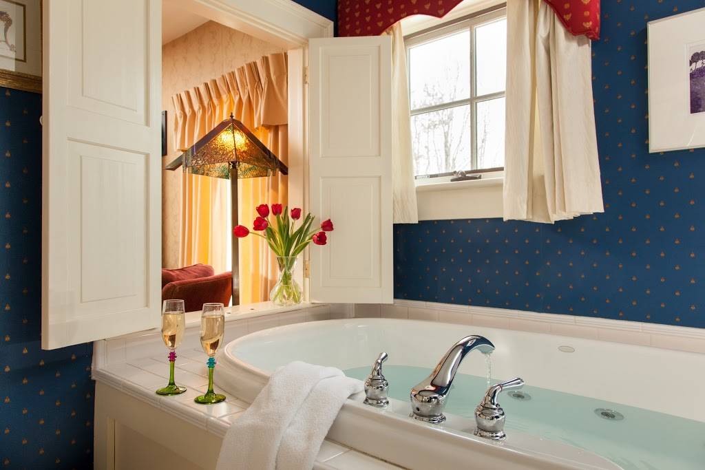 The Inn at Weston | restaurant | 630 Main St, Weston, VT 05161, USA | 8028246789 OR +1 802-824-6789