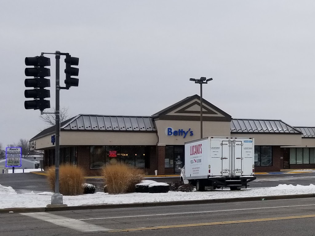 Bettys Bistro | restaurant | 2400 Caton Farm Rd, Crest Hill, IL 60403, USA | 8157335338 OR +1 815-733-5338