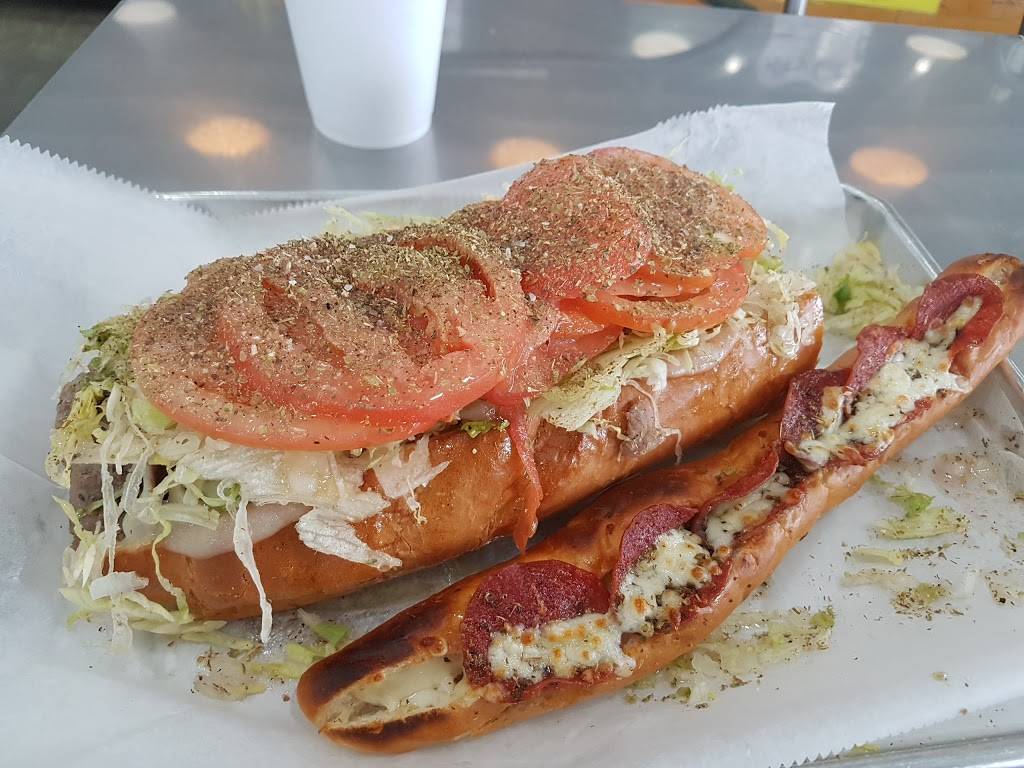 Greiners SubShop | restaurant | 2126 Shelby St, Indianapolis, IN 46203, USA | 3177834136 OR +1 317-783-4136