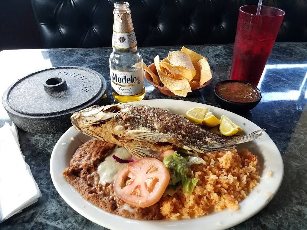 El Sauz | restaurant | 1616 E Anaheim St, Long Beach, CA 90813, USA | 5625918060 OR +1 562-591-8060