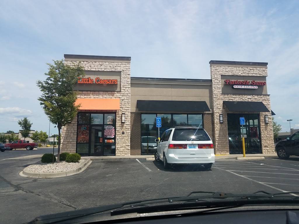 Little Caesars Pizza | meal takeaway | 750 Eastern Blvd #100, Clarksville, IN 47129, USA | 8122855060 OR +1 812-285-5060