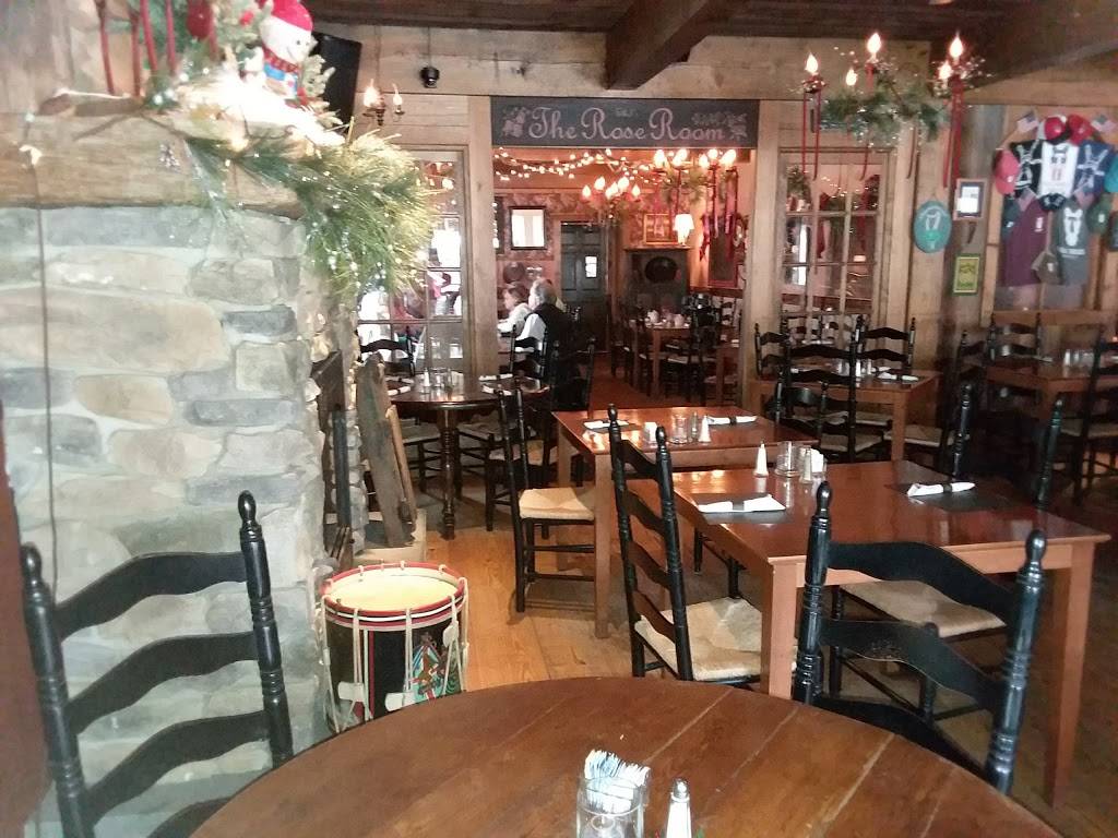 Charlton Tavern | restaurant | 745 Charlton Rd, Ballston Lake, NY 12019, USA | 5183999951 OR +1 518-399-9951