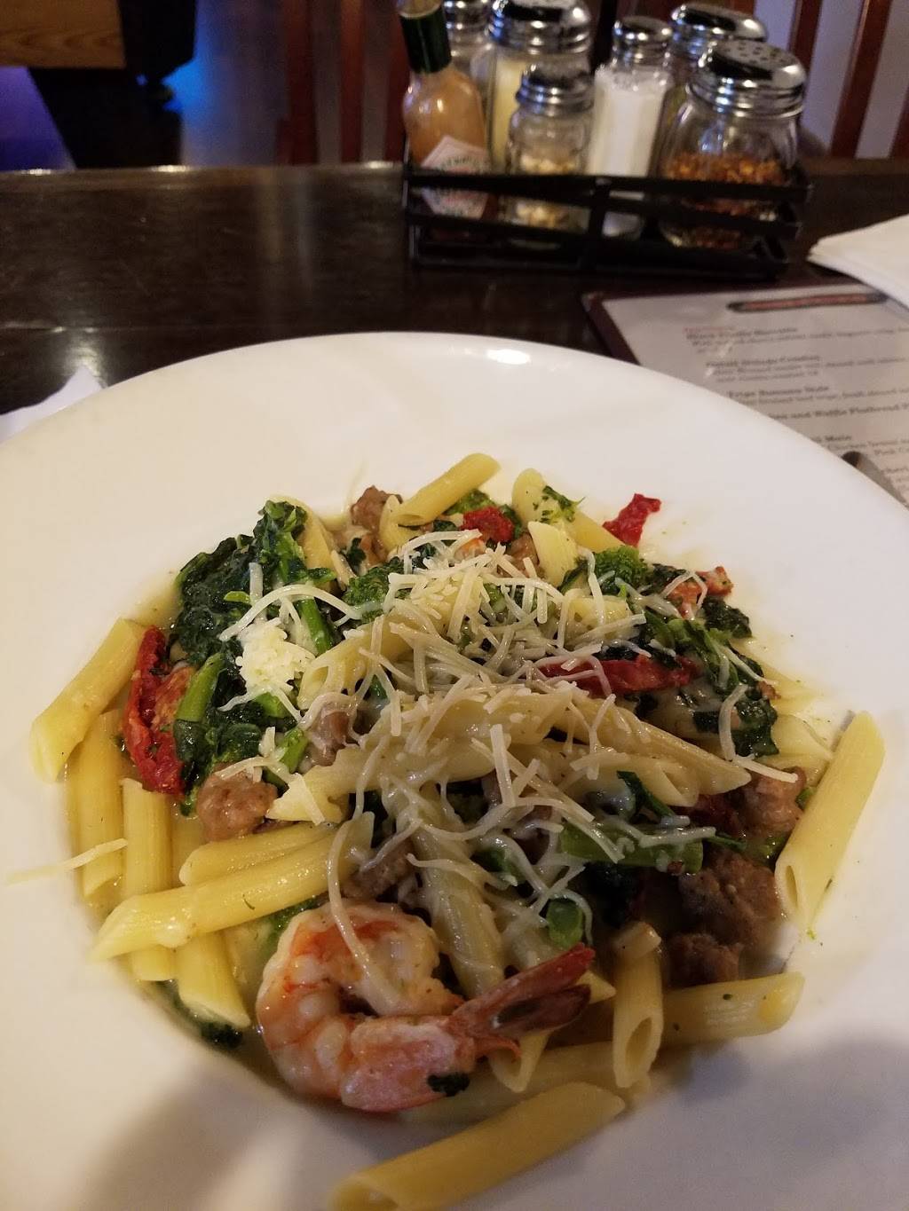 Amicis | restaurant | 35 Main St, Poughkeepsie, NY 12601, USA | 8454524700 OR +1 845-452-4700