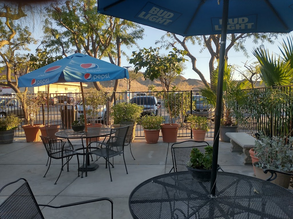 Chiriaco Summit Restaurant | restaurant | 62450 Chiriaco Rd, Chiriaco Summit, CA 92201, USA | 7602273227 OR +1 760-227-3227