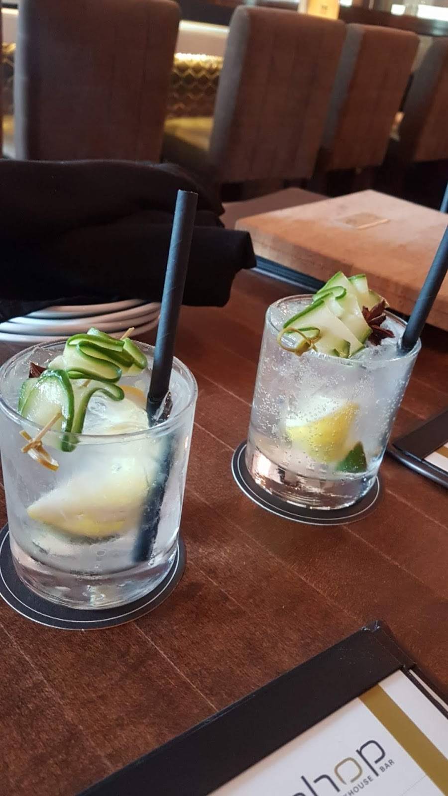 Harveys | restaurant | 991 Wellington Rd, London, ON N6E 3A9, Canada | 5196851971 OR +1 519-685-1971