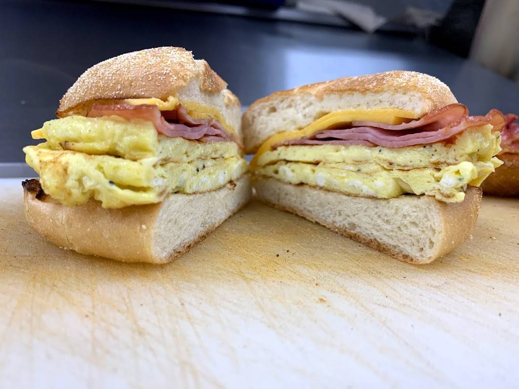 Knuckle Sandwich Sub Shop | restaurant | 4490 US-1 Suite 101, Bunnell, FL 32110, USA | 3862638232 OR +1 386-263-8232