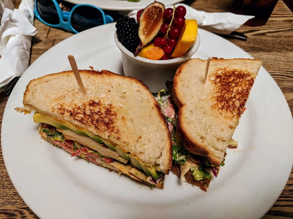 EAT | restaurant | 11108 W Magnolia Blvd, North Hollywood, CA 91601, USA | 8187604787 OR +1 818-760-4787