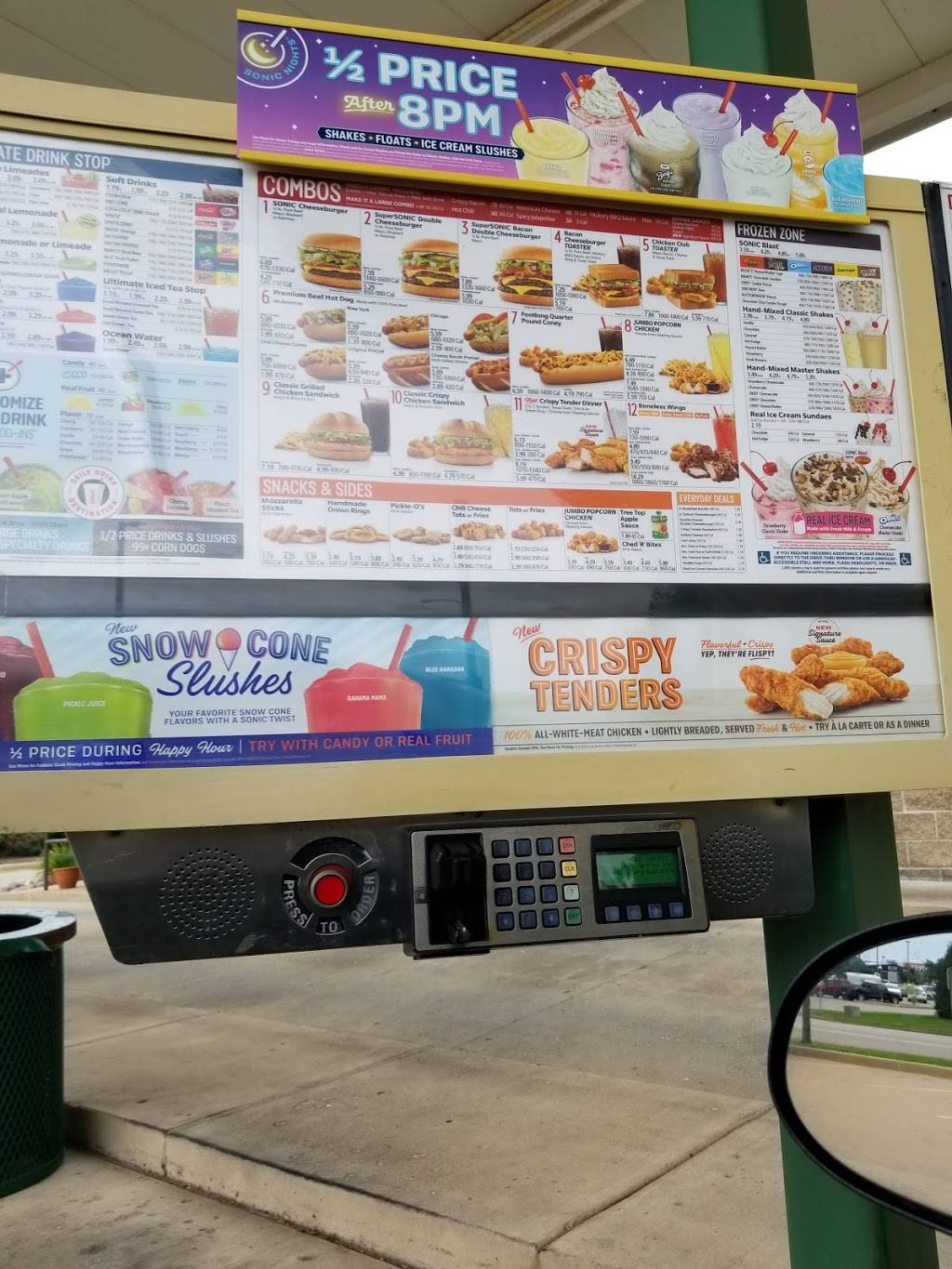 Sonic Drive-In | restaurant | 3601 Court St, Pekin, IL 61554, USA | 3093476642 OR +1 309-347-6642