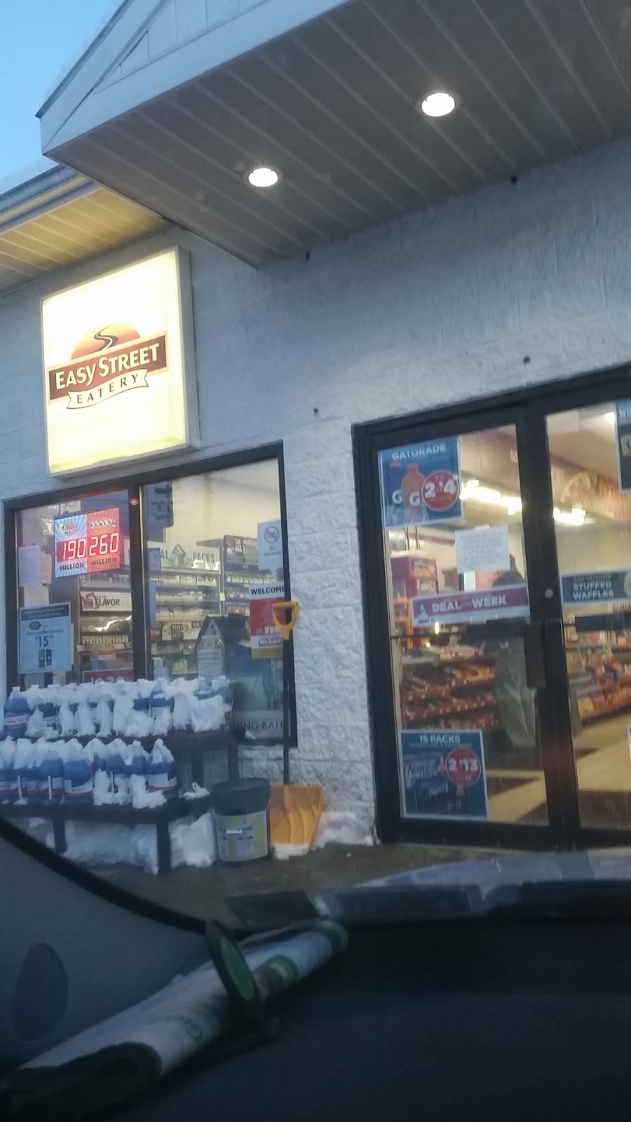 Circle K | meal takeaway | 601 Main St, Boonville, NY 13309, USA | 3159422384 OR +1 315-942-2384