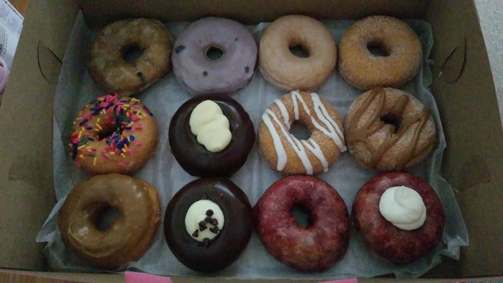 Joy Donuts | restaurant | 20010 US-441, Mt Dora, FL 32757, USA | 3306920035 OR +1 330-692-0035