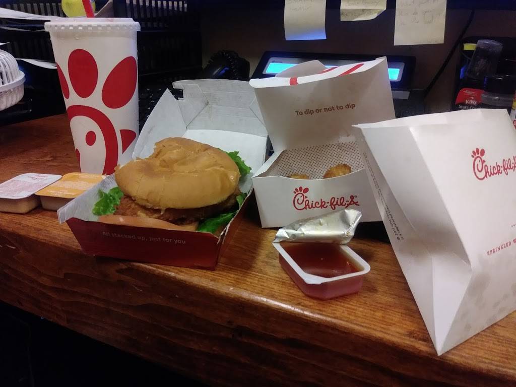 Chick-fil-A | restaurant | 1536 3rd Ave, New York, NY 10028, USA | 2124107500 OR +1 212-410-7500