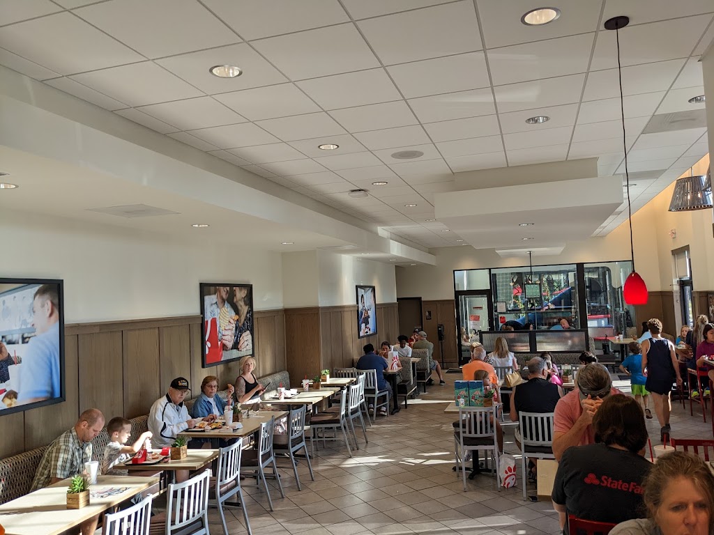 Chick-fil-A Larry Mulkey Memorial | restaurant | 725 Atlanta Hwy, Cumming, GA 30040, USA | 7707815256 OR +1 770-781-5256