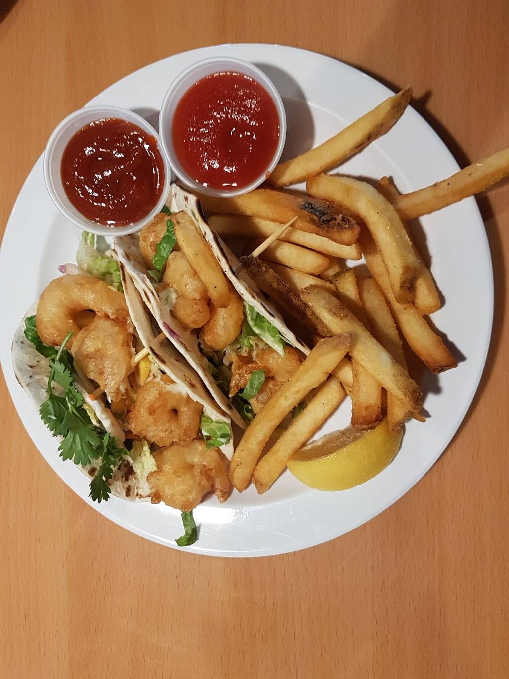 Busters Doughboys & Clam Cakes | restaurant | 8320 W Sunrise Blvd, Plantation, FL 33322, USA | 9547656665 OR +1 954-765-6665