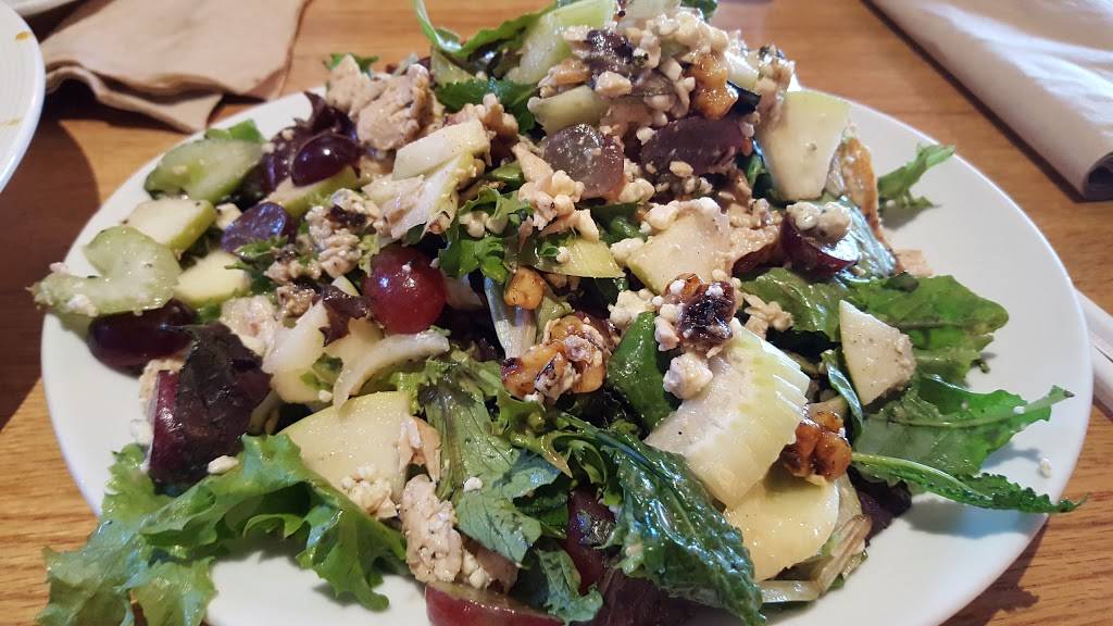 California Pizza Kitchen at Cherry Hill Mall | restaurant | Mall, 2000 NJ-38 Ste. 1025, Cherry Hill, NJ 08002, USA | 8569108121 OR +1 856-910-8121