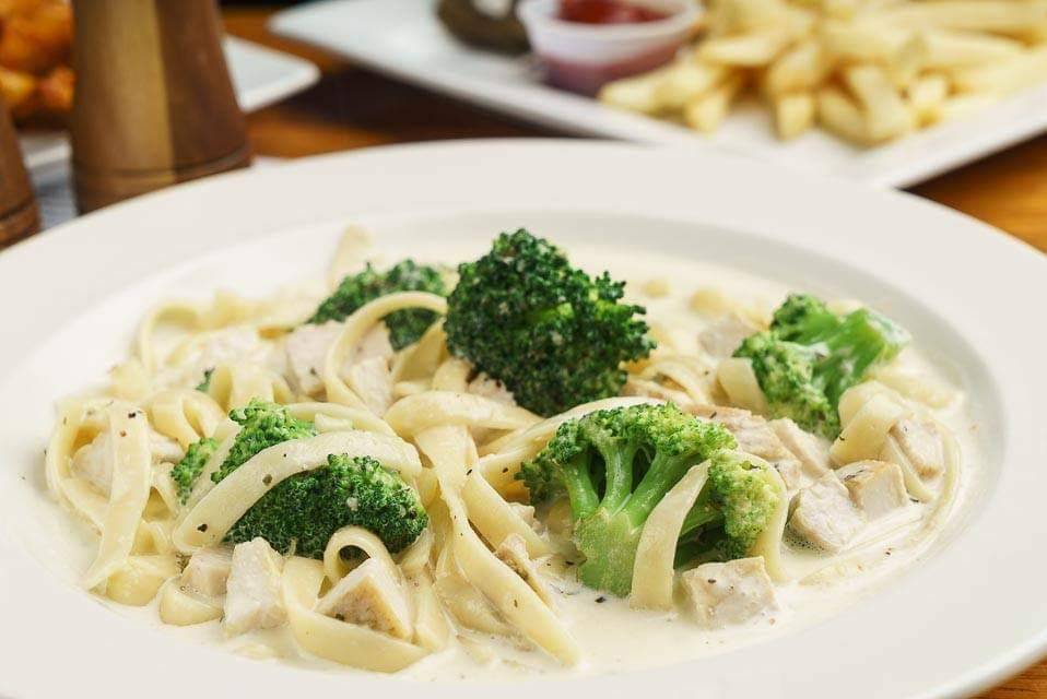 The Suite Bar & Grill | restaurant | 5300 Sidney Simons Blvd, Columbus, GA 31904, USA | 7628211209 OR +1 762-821-1209