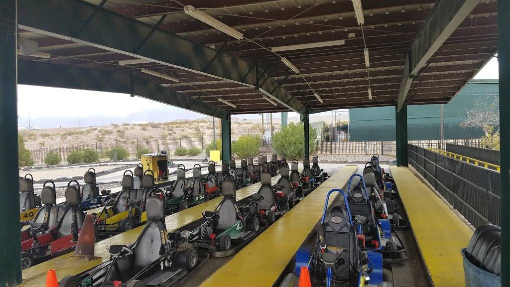 Adventure Zone | restaurant | 251 Redd Rd, El Paso, TX 79932, USA | 9155859663 OR +1 915-585-9663