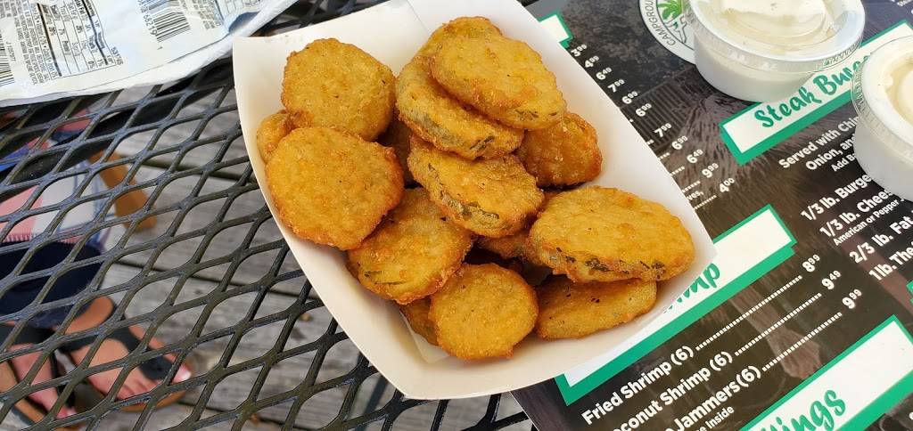 Fat Daddys Tiki Hut | restaurant | 119 Driftwood Shores Ln, Dover, TN 37058, USA | 9312322243 OR +1 931-232-2243