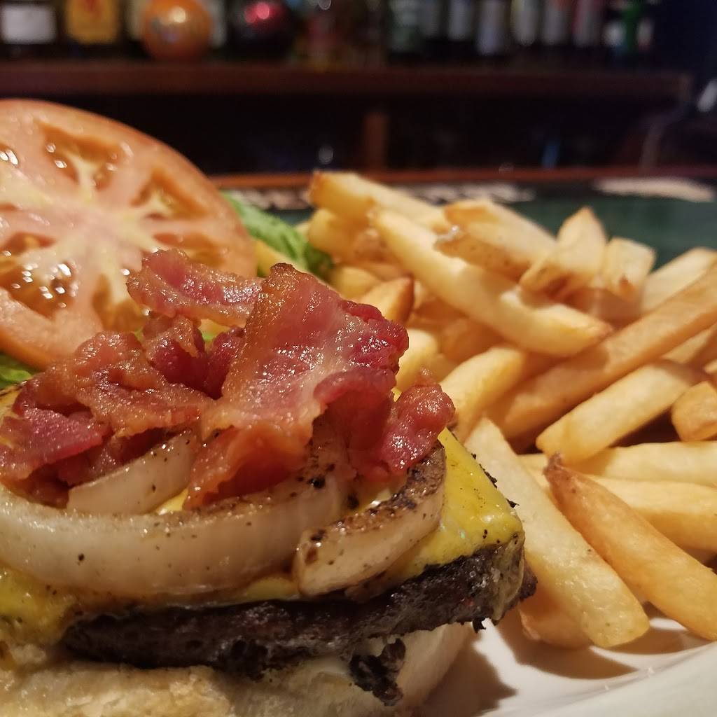 Paradise Restaurant Bar & Grille | restaurant | 381 Franklin Ave, Hartford, CT 06114, USA | 8609045112 OR +1 860-904-5112