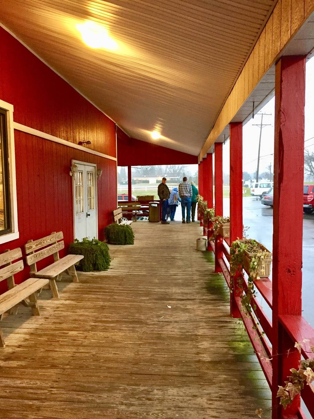 Janoski Farms Country Restaurant | restaurant | 1725 US-30, Clinton, PA 15026, USA | 7248992344 OR +1 724-899-2344