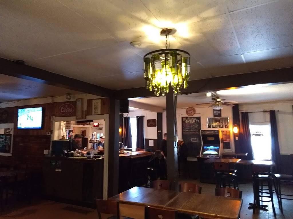 Dominion House | meal takeaway | 3140 Sandwich St, Windsor, ON N9C 1A7, Canada | 5199717400 OR +1 519-971-7400