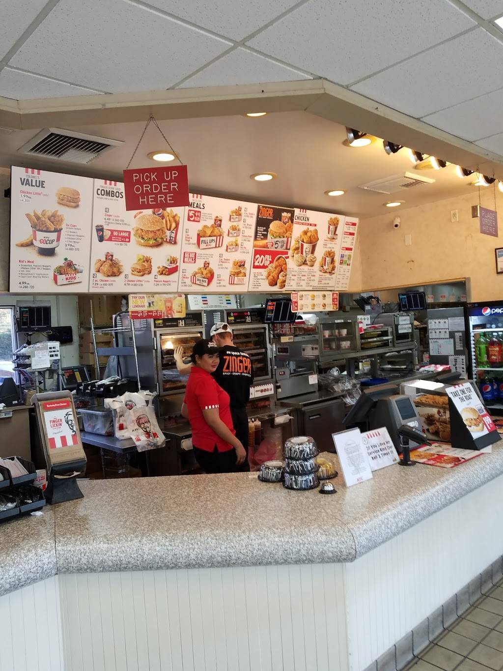 KFC | restaurant | 12305 Alemania Rd, San Diego, CA 92129, USA | 8585479744 OR +1 858-547-9744