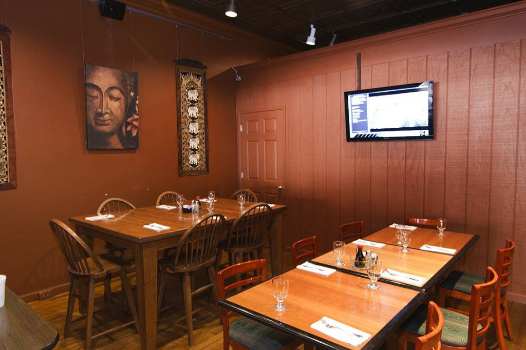 Soulisas Fine Thai Dining | restaurant | 208 E Rutherford St, Landrum, SC 29356, USA | 8644575318 OR +1 864-457-5318