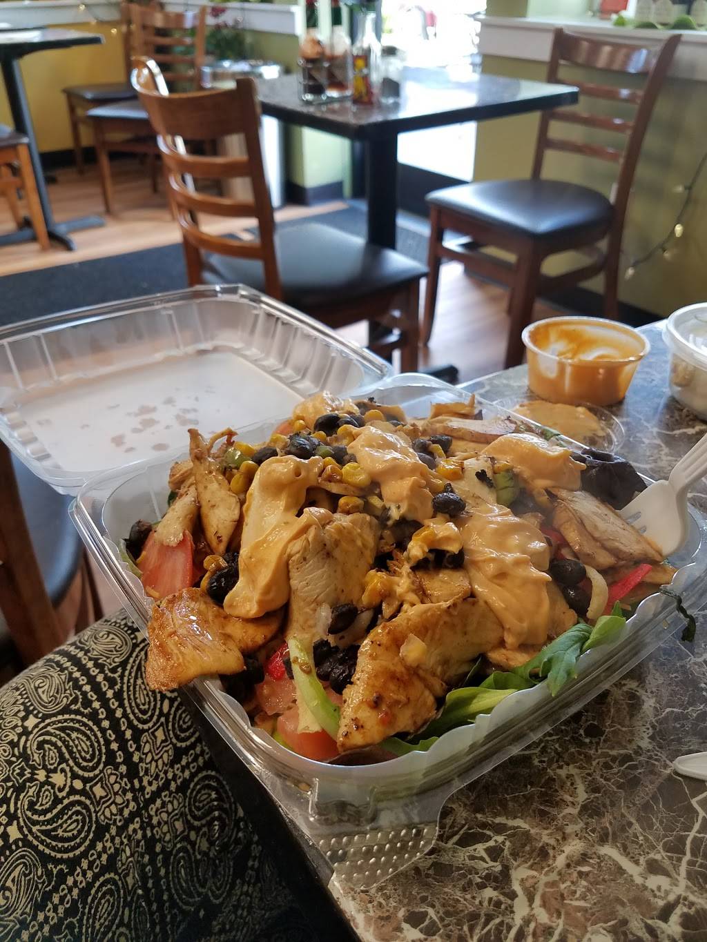 Gigantes Too | restaurant | 817 E Center St, Wallingford, CT 06492, USA | 2036269566 OR +1 203-626-9566