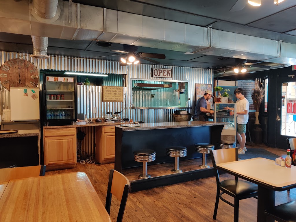 Tall Town Café & Bakery | restaurant | 1028 N 4th St, Lakeview, OR 97630, USA | 5419473521 OR +1 541-947-3521