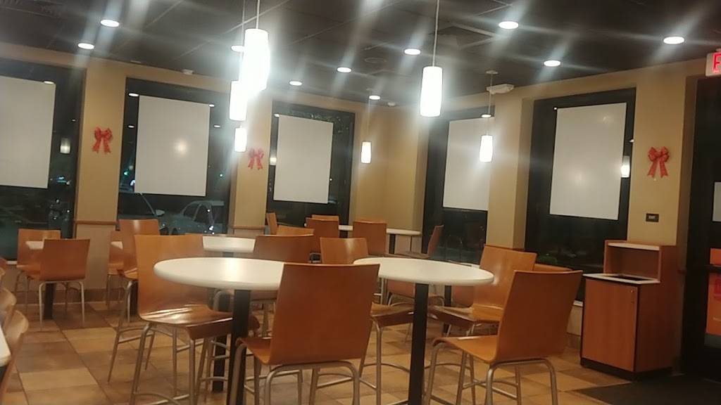 Taco Bell | meal takeaway | 3800 Northlake Blvd, Palm Beach Gardens, FL 33410, USA | 5616948967 OR +1 561-694-8967